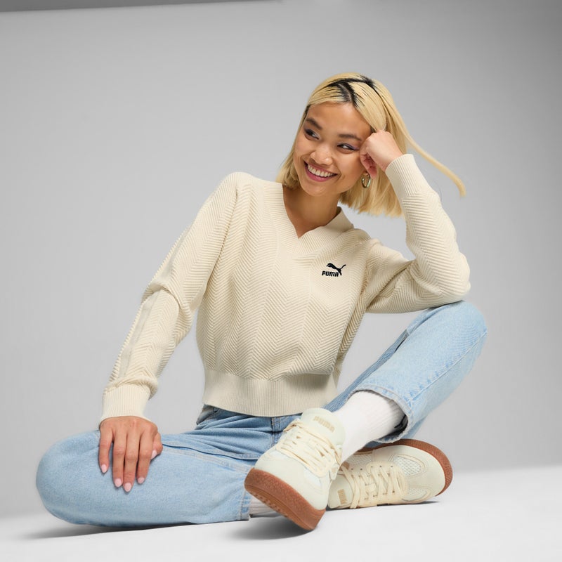 PUMA T7 Knitted V-Neck Womens Beige Crew Pullover - Image 3